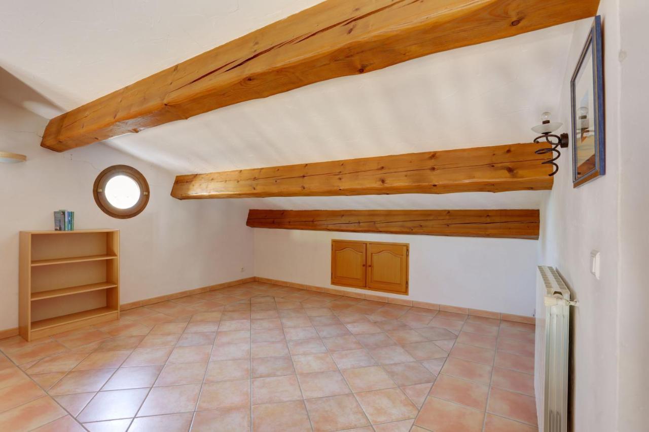 villa de charme, 8 pers, climatisée, piscine chauffée, calme garanti Roquebrune-sur Argens Esterno foto