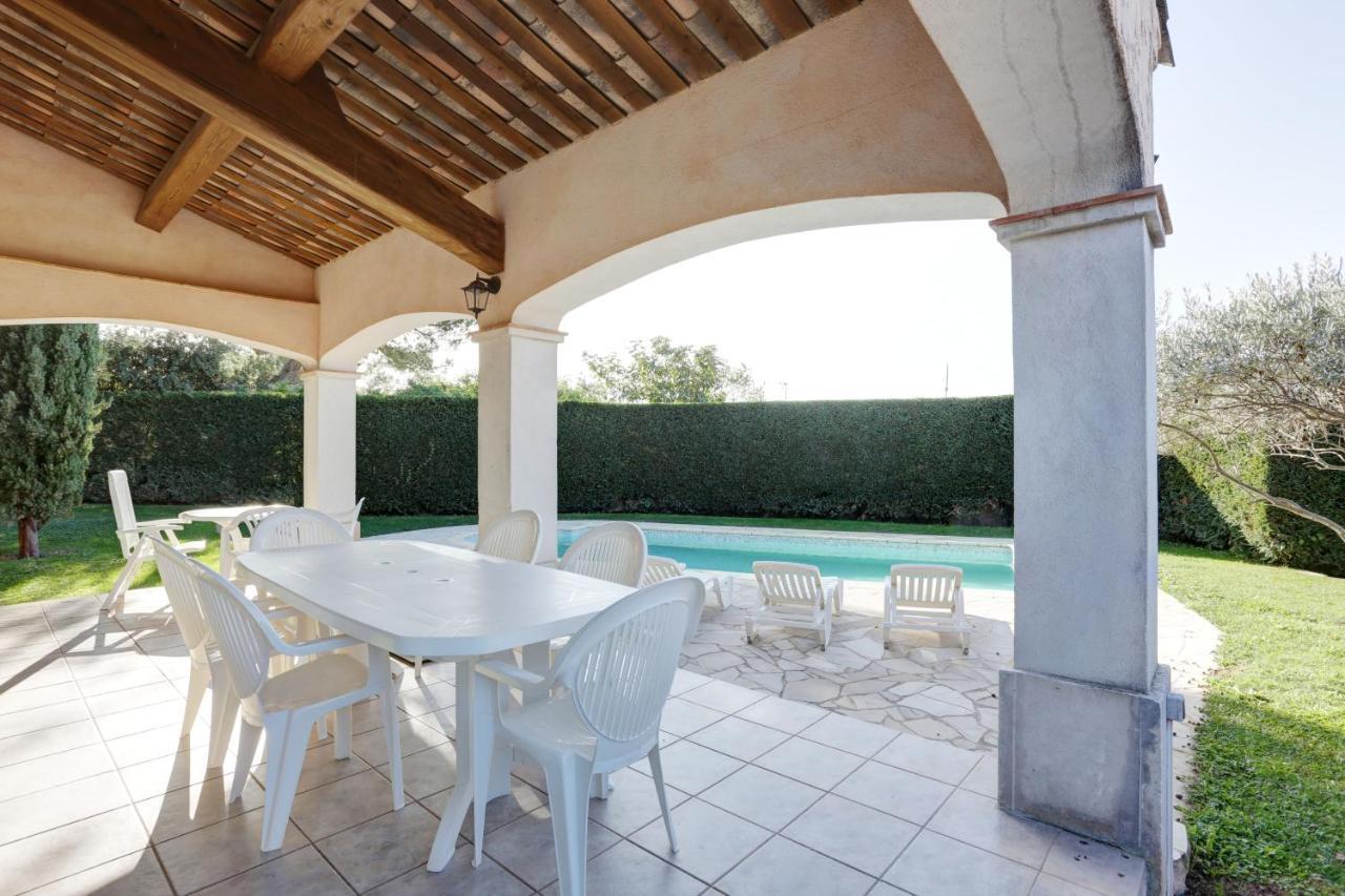 villa de charme, 8 pers, climatisée, piscine chauffée, calme garanti Roquebrune-sur Argens Esterno foto