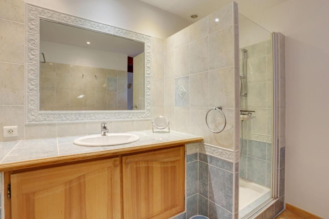 villa de charme, 8 pers, climatisée, piscine chauffée, calme garanti Roquebrune-sur Argens Esterno foto