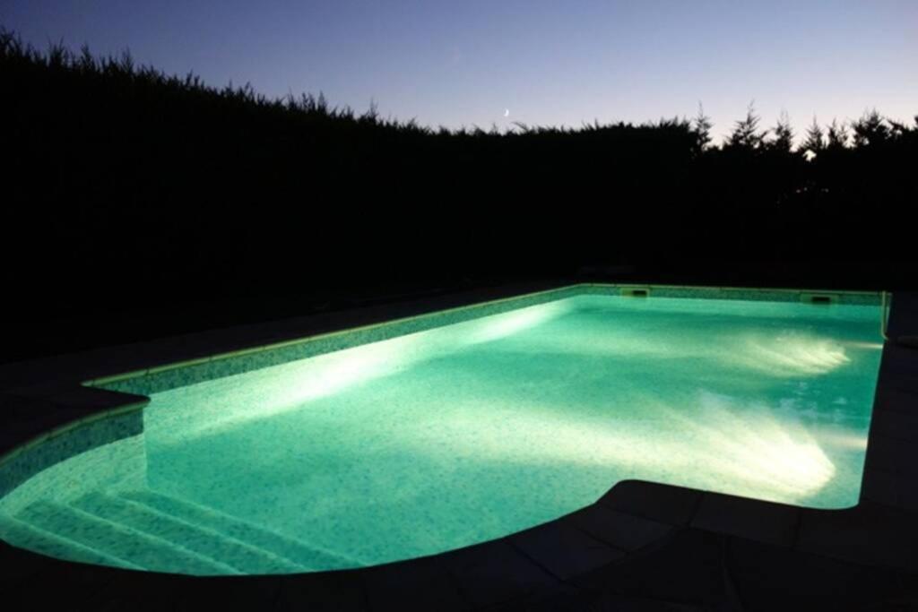 villa de charme, 8 pers, climatisée, piscine chauffée, calme garanti Roquebrune-sur Argens Esterno foto