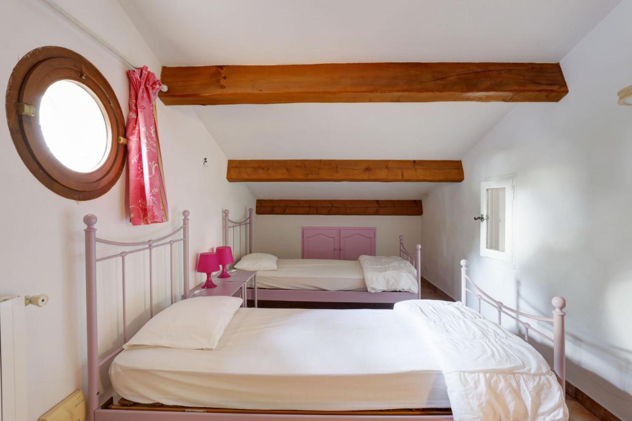 villa de charme, 8 pers, climatisée, piscine chauffée, calme garanti Roquebrune-sur Argens Esterno foto
